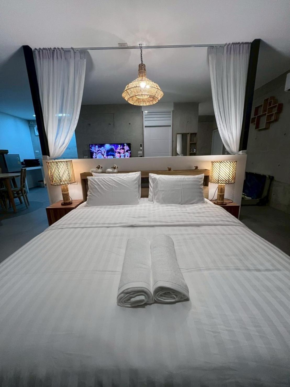Grand Rock Studio Samui Lamai Beach  Eksteriør billede